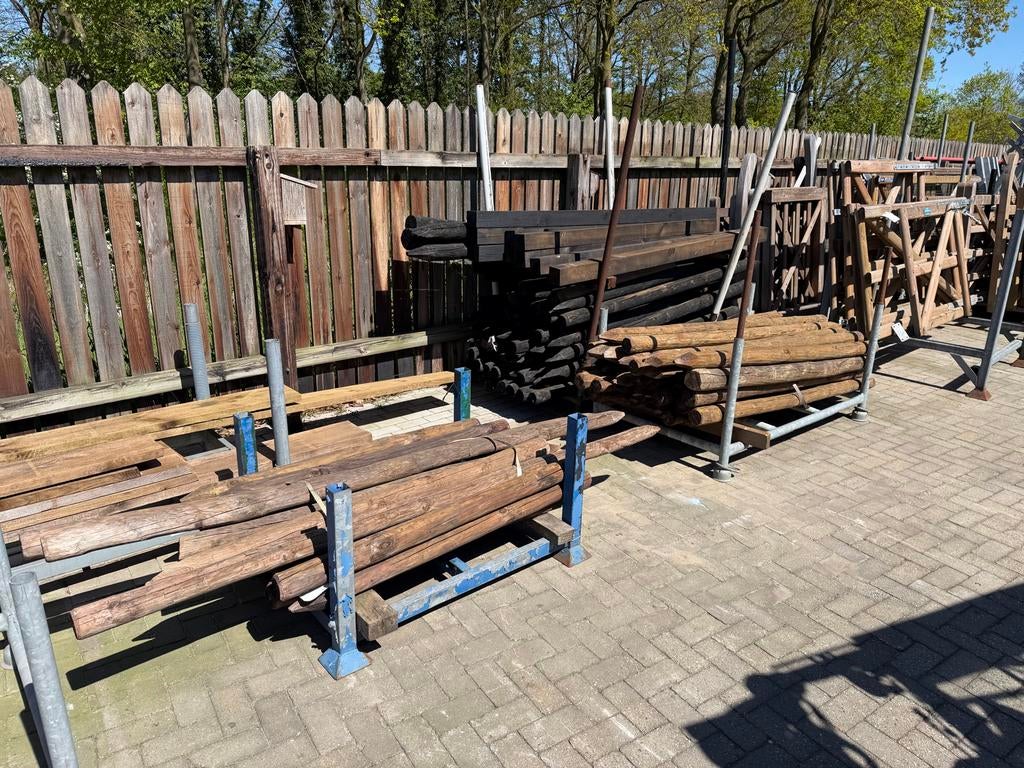Diverse houten palen, Tuin en Terras, Palen, Balken en Planken, Ophalen, Gebruikt, 250 cm of meer, Palen