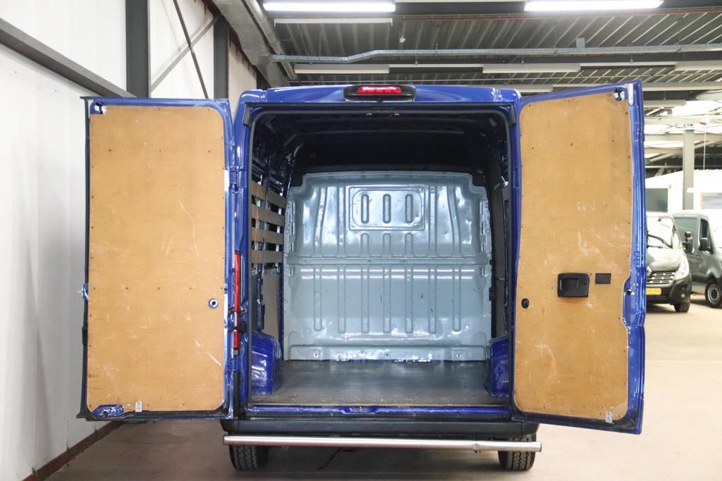 Peugeot Boxer 2.0 BlueHDI L2H2 ACHTERUITRIJCAMERA, Voorwielaandrijving, Stof, Gebruikt, Euro 6