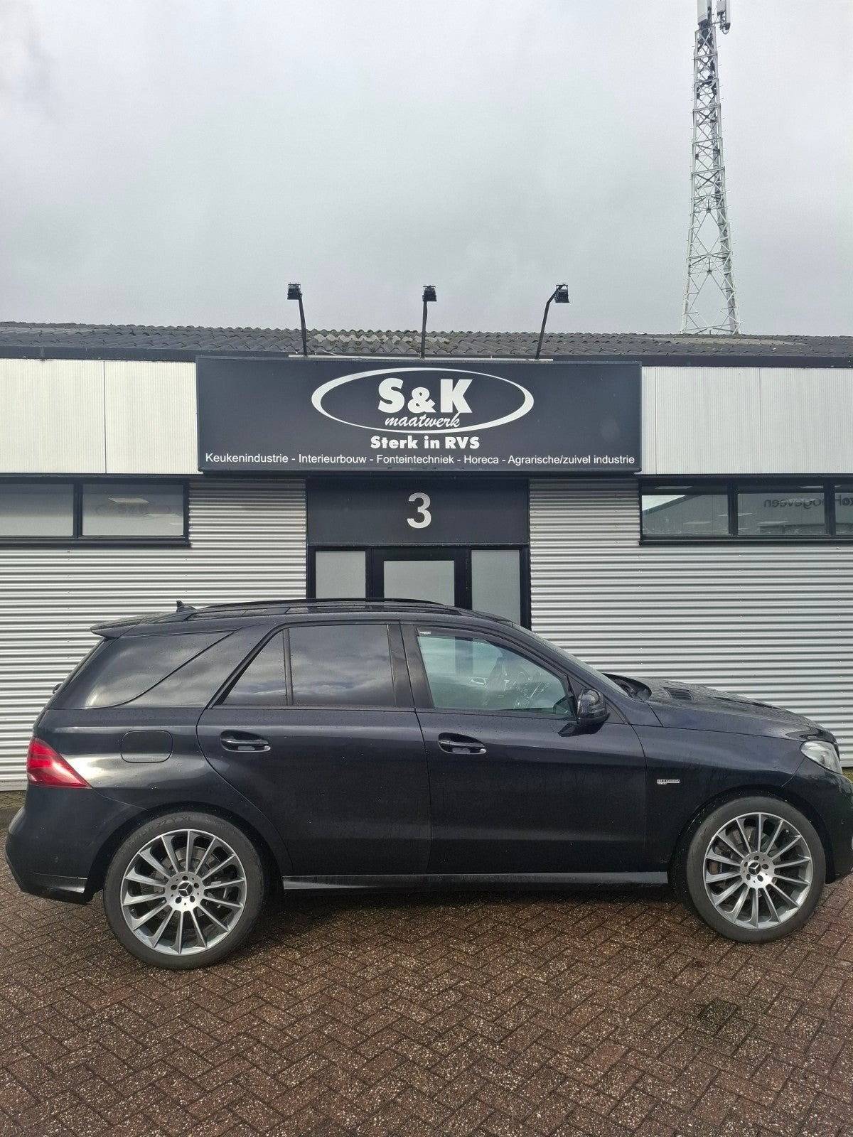 4 nette mercedes velgen ML  GLE banden zijn af 22 inch, Auto-onderdelen, Banden en Velgen, Ophalen, Gebruikt, Velg(en), 285 mm