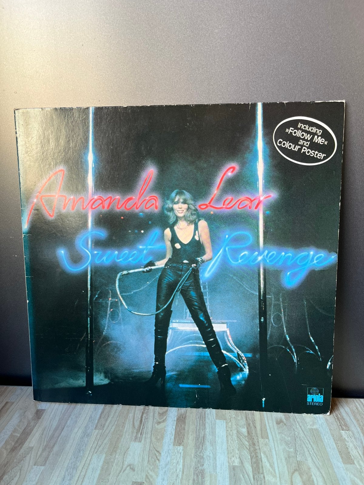 Amanda Lear - Sweet Revenge, Gebruikt, Verzenden, 12 inch, Inclusief poster