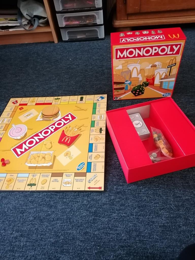Monopoly McDonald's Editie - Nieuw in Doos!, Vijf spelers of meer, Ophalen of Verzenden, Nieuw, Hasbro Gaming