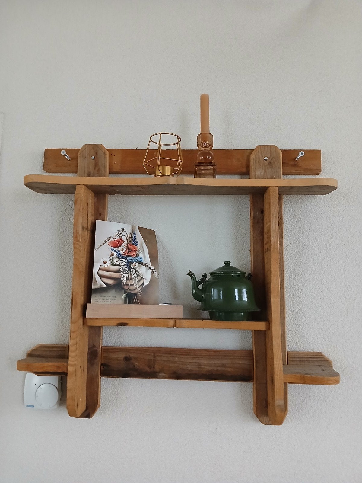 Wandrek onbehandeld hout, Ophalen, Hout, Bruin, Gebruikt