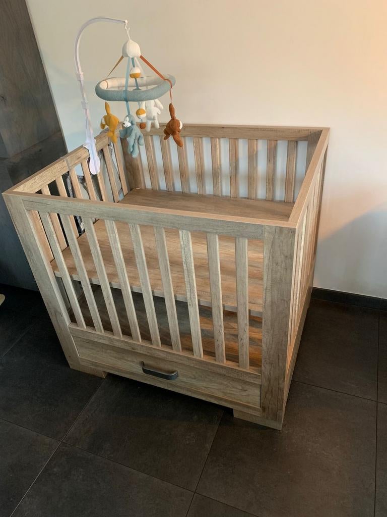 Kidsmill Brent box met lade + NIEUWE zijwanden, Ophalen, Gebruikt, Minder dan 140 cm, 70 tot 85 cm