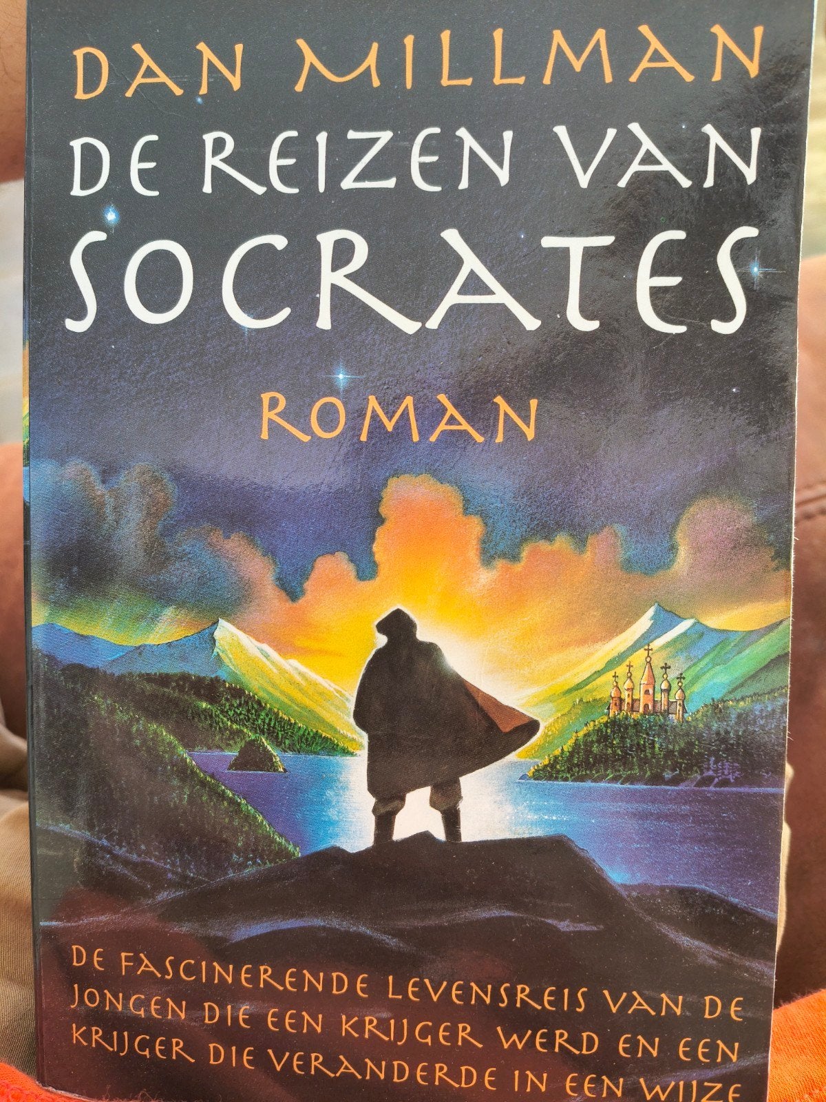 De reizen van Socrates - Dan Millman, Ophalen of Verzenden, Gelezen