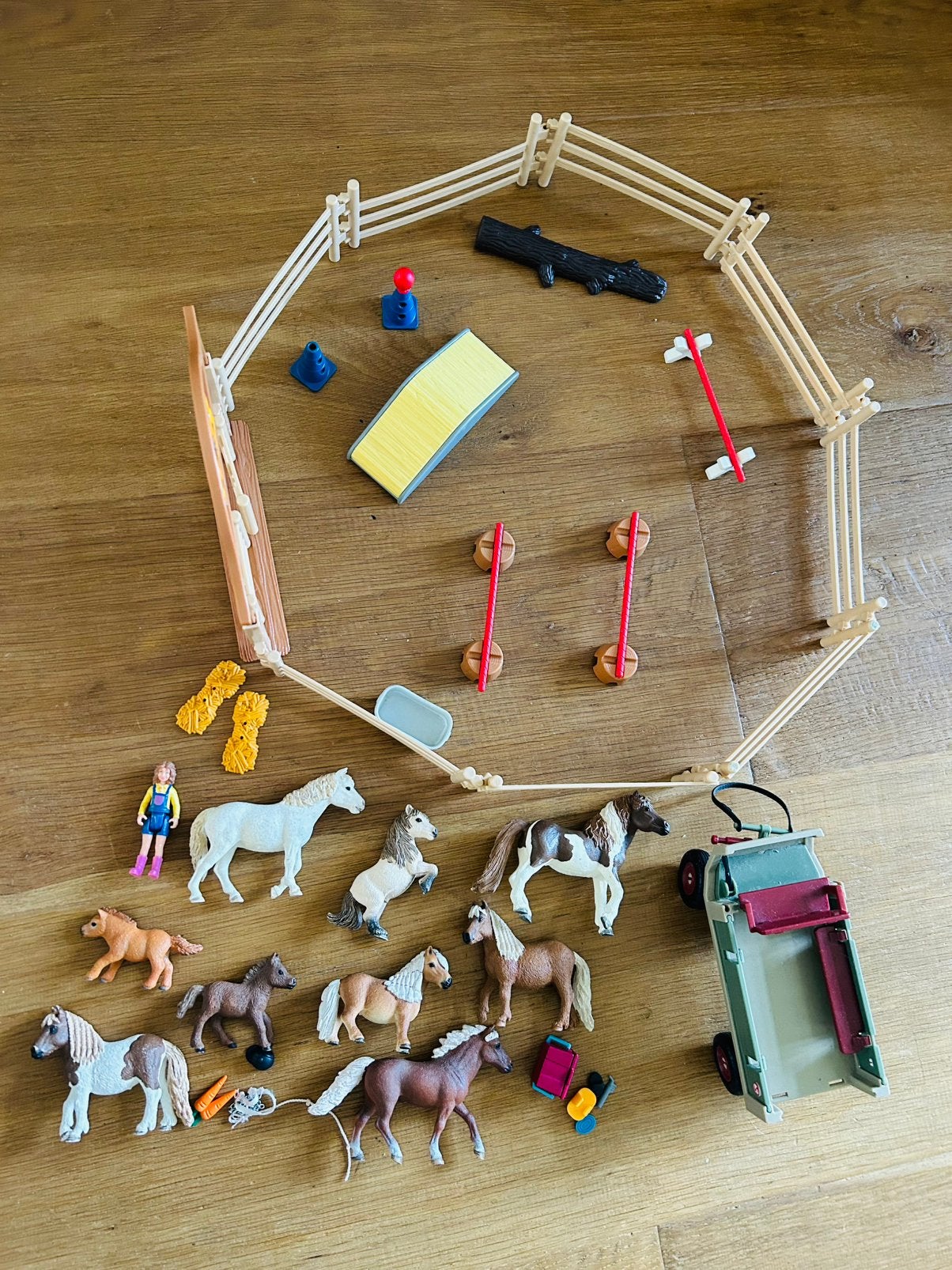 Schleich Pony agility training, met veel pony’s Shetlander, Ophalen of Verzenden, Gebruikt