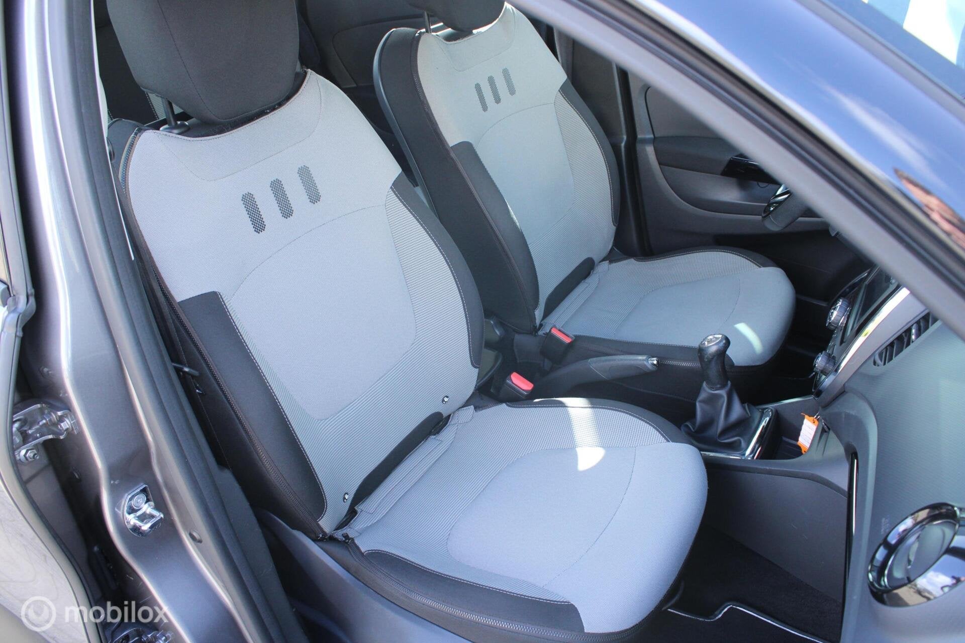 Foto 8 van Renault Captur 0.9 TCe Camera|Stoel verw.|Keyless