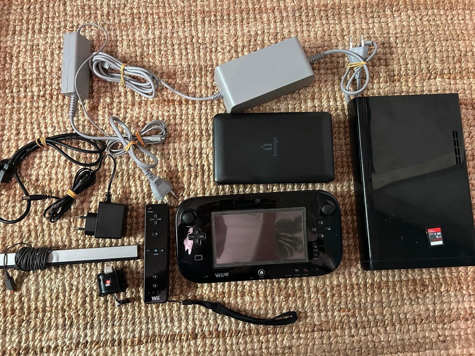 Nintendo Wii U met 84 games,Externe Harde Schijf&Accessoires, Spelcomputers en Games, Ophalen, Met 2 controllers, Met games