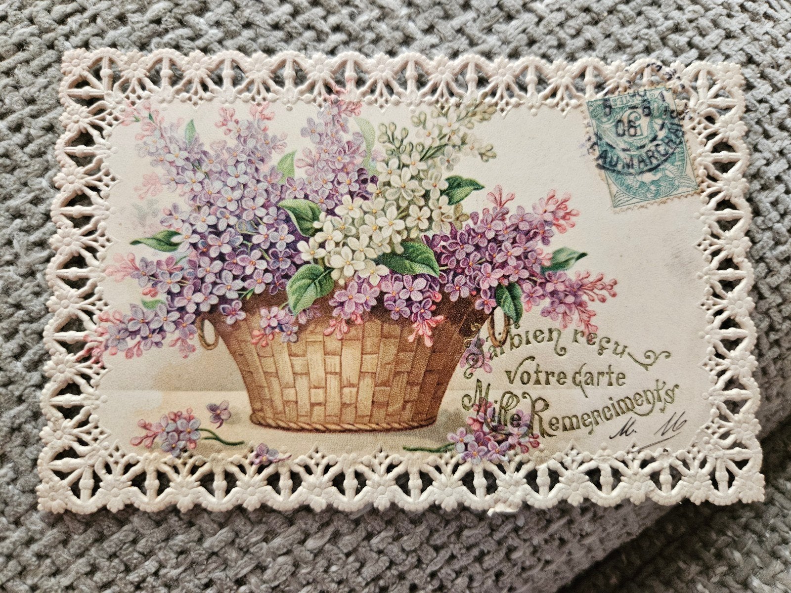 brocante relief lila bloemen en kantrand, Ophalen of Verzenden
