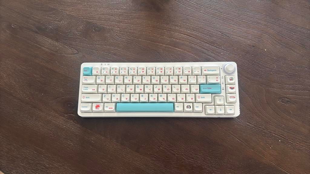 Custom Gaming Keyboard/Toetsenbord RGB, banana switches, Computers en Software, Toetsenborden, Ophalen, Gebruikt, Draadloos, Qwerty