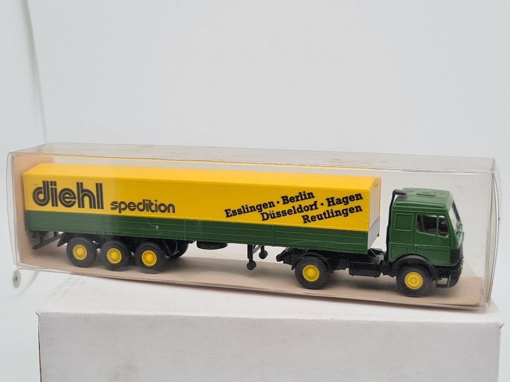 Spedition Diehl Mercedes truck met huiftrailer - Wiking 1/87, Verzenden, Zo goed als nieuw, Bus of Vrachtwagen, Wiking