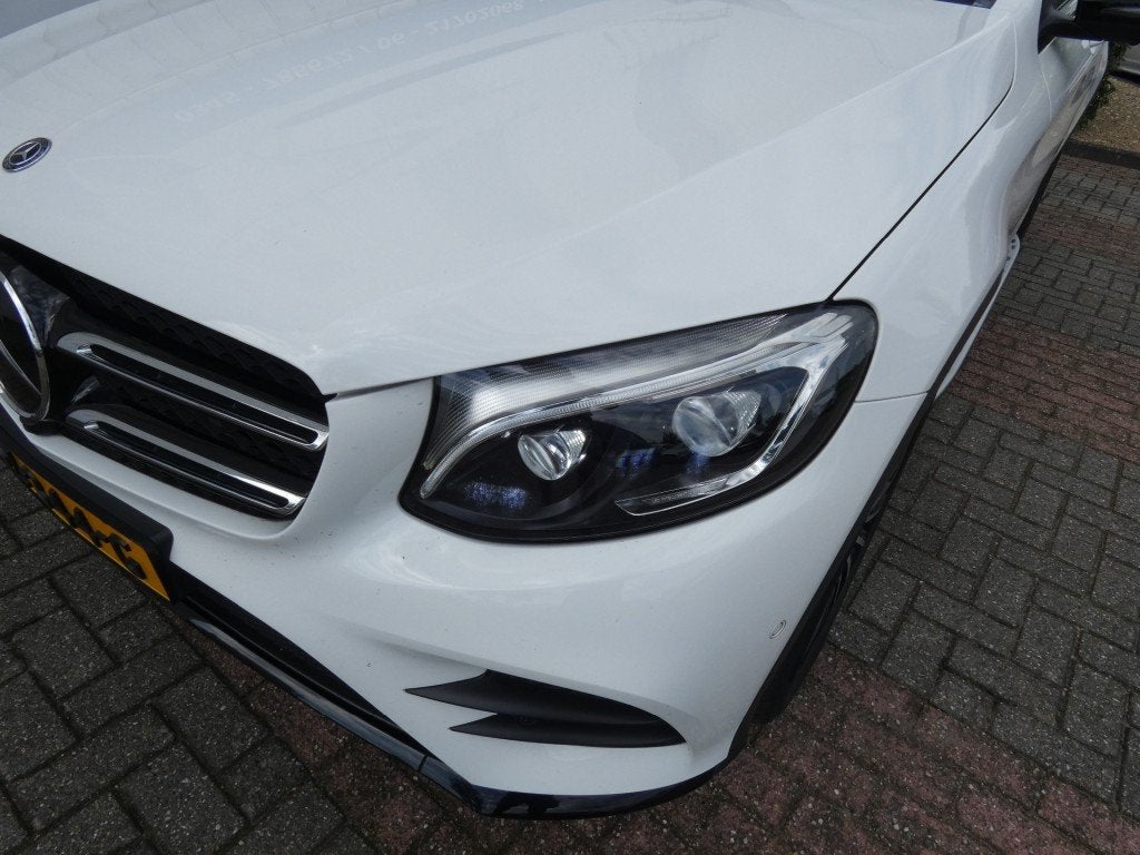 Mercedes-benz GLC-KLASSE 250 4MATIC PREMIUM PLUS AMG,ACC,Pan, Gebruikt, Euro 6, 4 cilinders, Wit