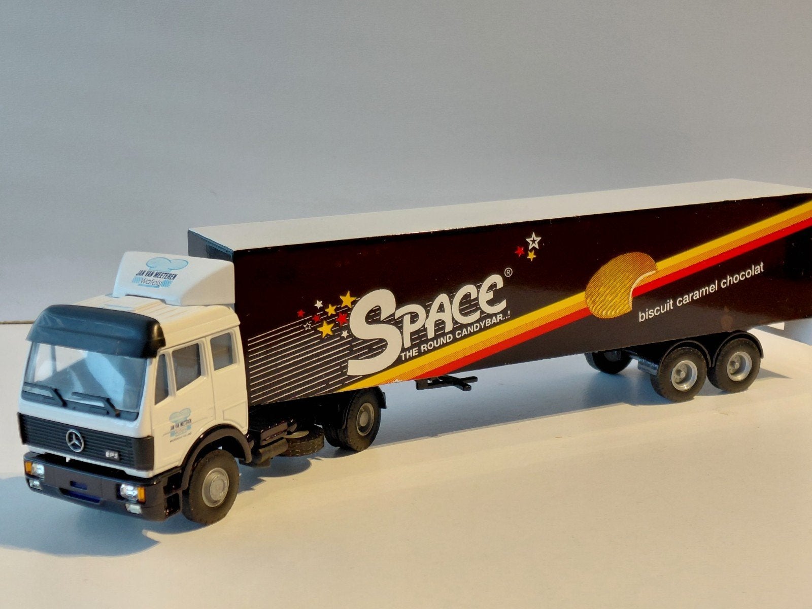 Lion Car Mercedes SK EPS oplegger Space modelauto vrachtauto, Ophalen of Verzenden, Zo goed als nieuw, Bus of Vrachtwagen, Lion Toys