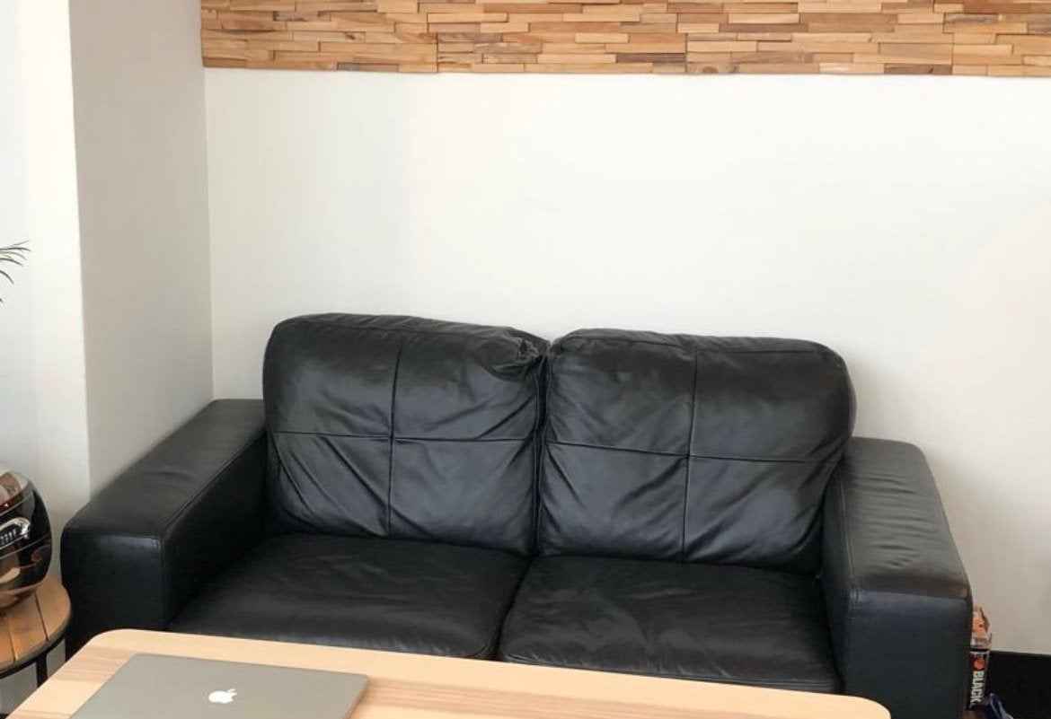 Zwarte Leren Bank IKEA - Comfortabel en Stijlvol, Huis en Inrichting, Ophalen, 150 tot 200 cm, Zo goed als nieuw, Rechte bank