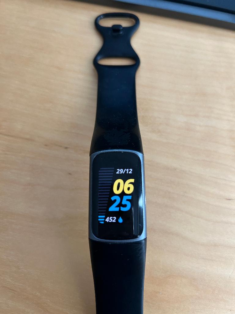Fitbit Charge 5, Gebruikt, Verzenden, Zwart, Fitbit