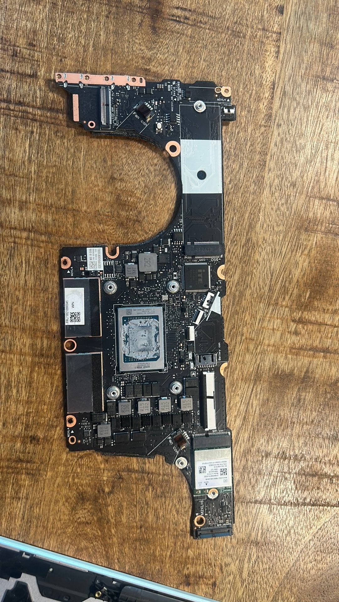 Lenovo Yoga Slim 7 13ACN5 moederbord Ryzen + WiFi kaart +, Computers en Software, Moederborden, Ophalen of Verzenden, Zo goed als nieuw
