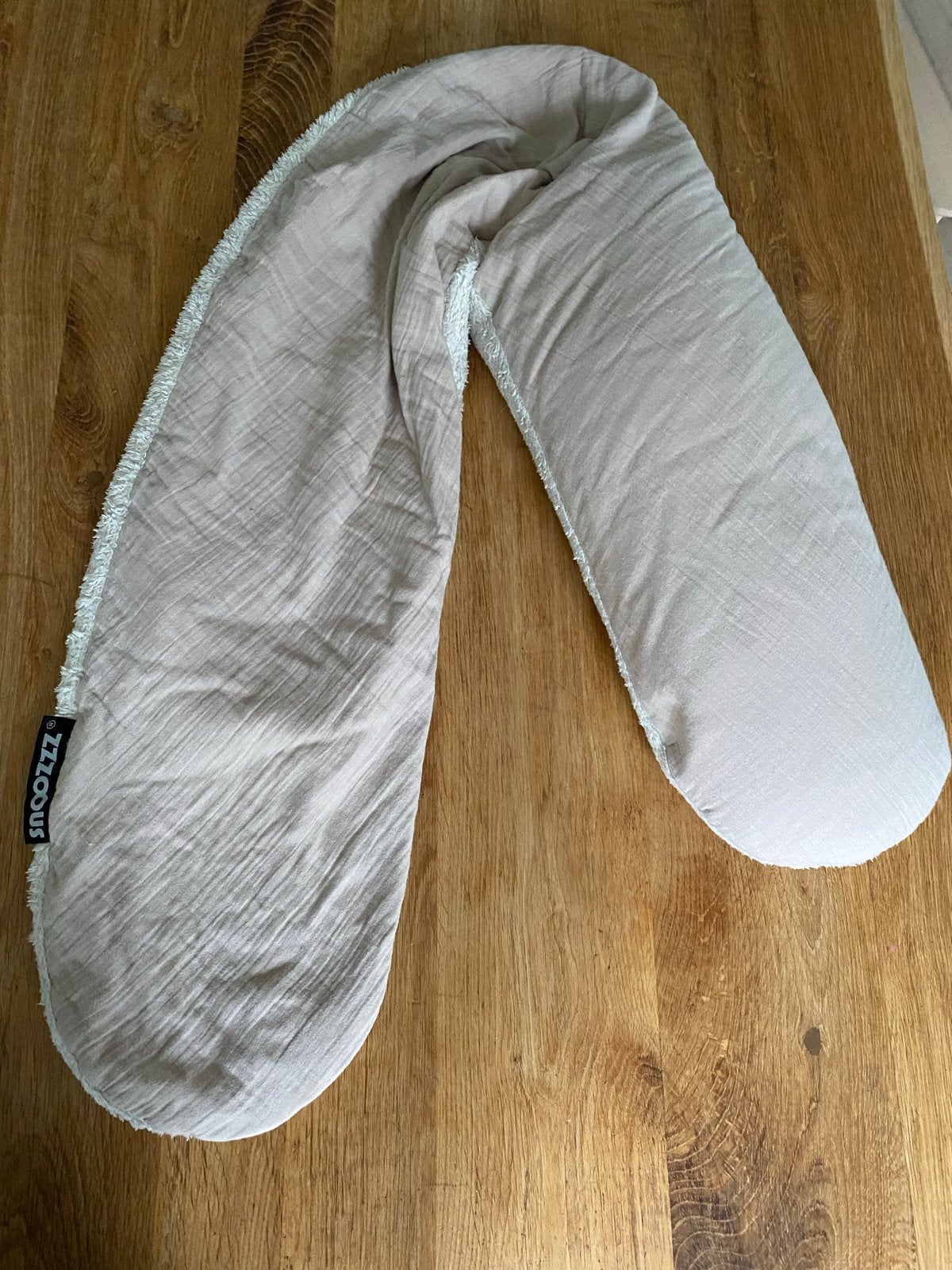 Snoozzz voedingskussen teddy zand met relaxhoes, Ophalen, Gebruikt