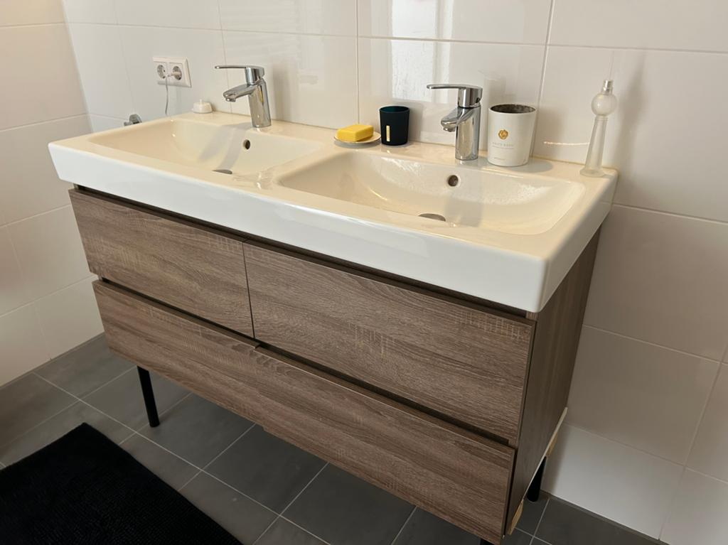 Wastafel kast, Huis en Inrichting, Badkamer | Badkamermeubels, Ophalen, 100 tot 150 cm, Zo goed als nieuw, Minder dan 100 cm