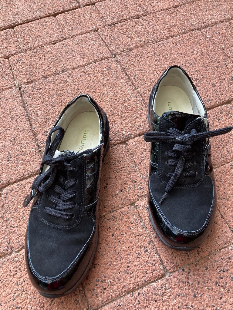 Waldläufer Sneakers zwart - suède - Maat 4,5 - H, Waldläufer, Zwart, Ophalen of Verzenden, Sneakers of Gympen