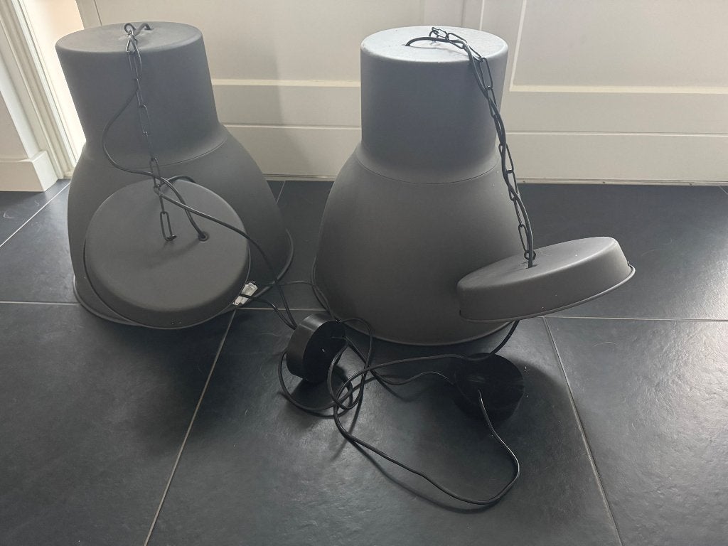 Hanglampen 2x IKEA model Hektar, Ophalen, Zo goed als nieuw