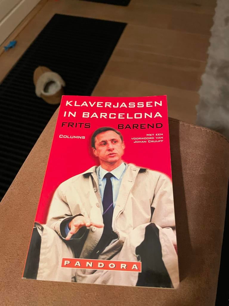 Klaverjassen in Barcelona - Frits Barend (Columns), Ophalen of Verzenden, Gelezen, Eén auteur