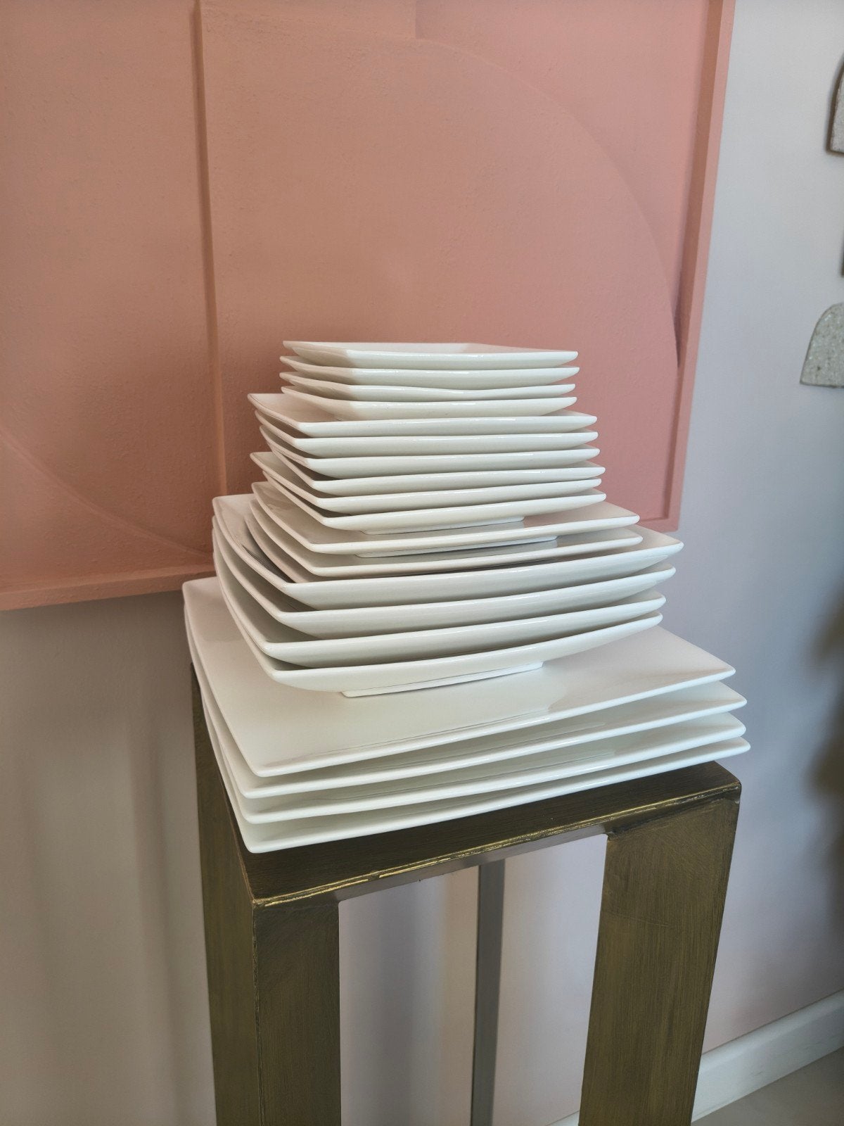 Yong Squito Servies Set Wit Vierkant met Afgeronde Hoeken, Ophalen, Zo goed als nieuw, Modern, Porselein