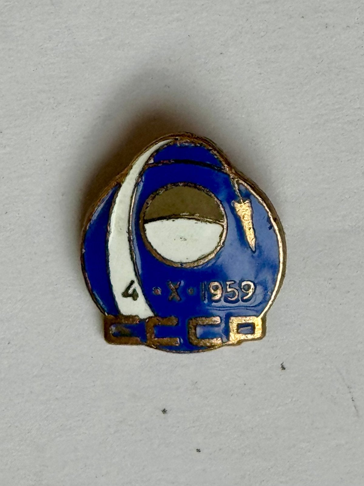 Emaille Speld Ruimtesonde Luna-3 op 4 oktober 1959 CCCP, Verzamelen, Speldjes, Pins en Buttons, Ophalen of Verzenden, Zo goed als nieuw