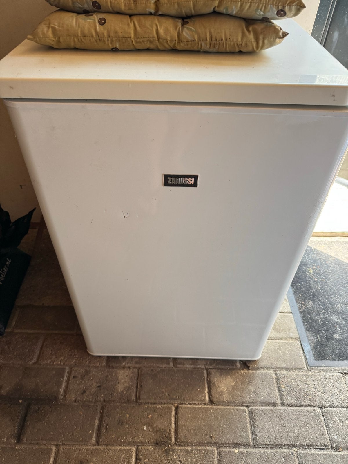 Zanussi Tafelmodel Koelkast met Vriesvak - Goede Staat, 85 tot 120 cm, Gebruikt, 100 tot 150 liter, Ophalen of Verzenden