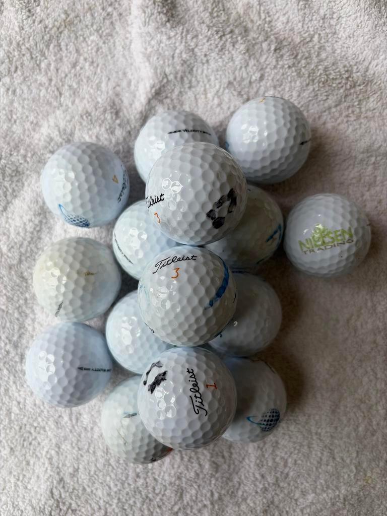 15 titleist velocity golfballen, Sport en Fitness, Golf, Ophalen, Gebruikt, Bal(len), Overige merken