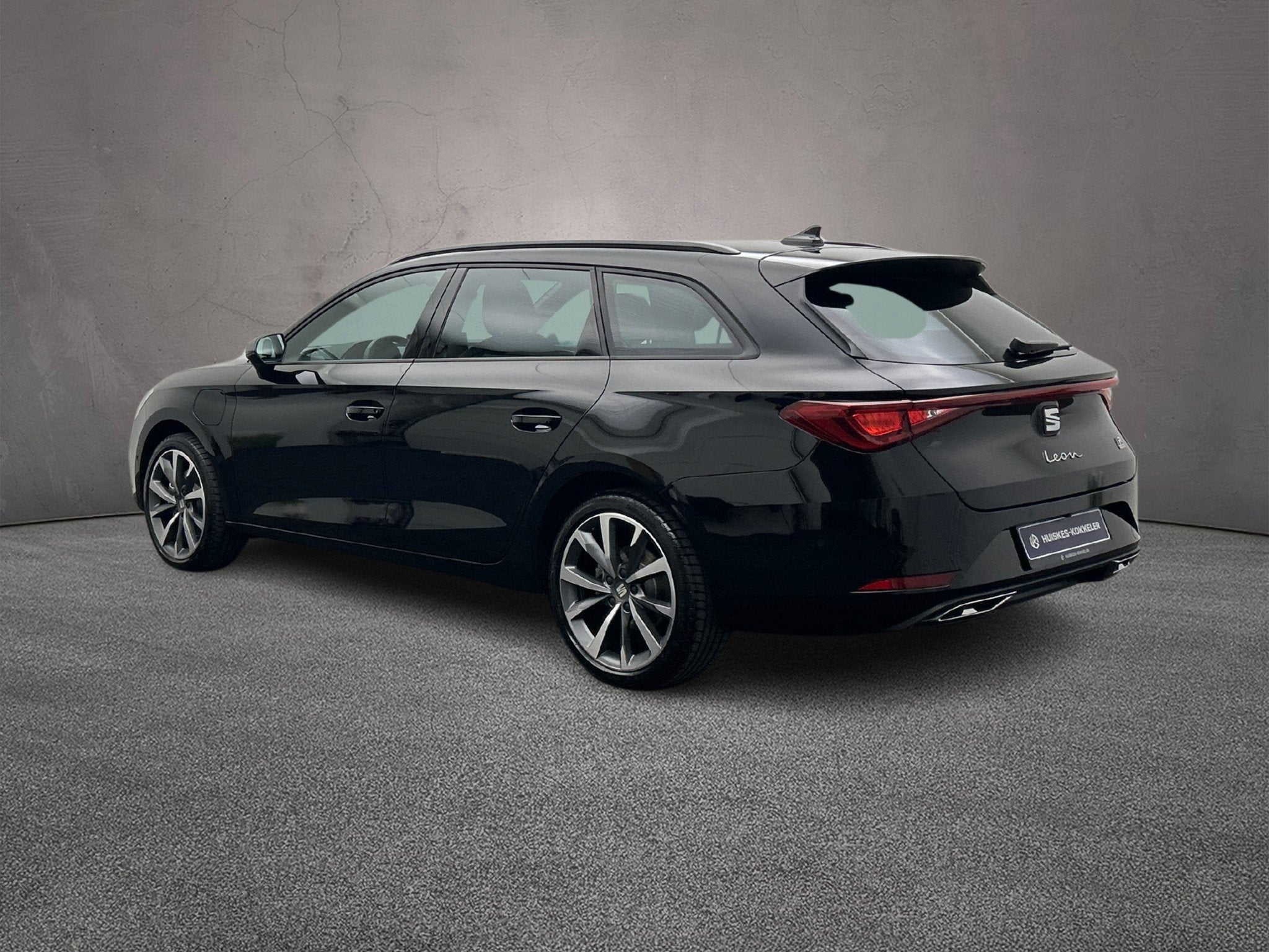 SEAT Leon Sportstourer, Euro 6, 4 cilinders, Origineel Nederlands, 1700 kg