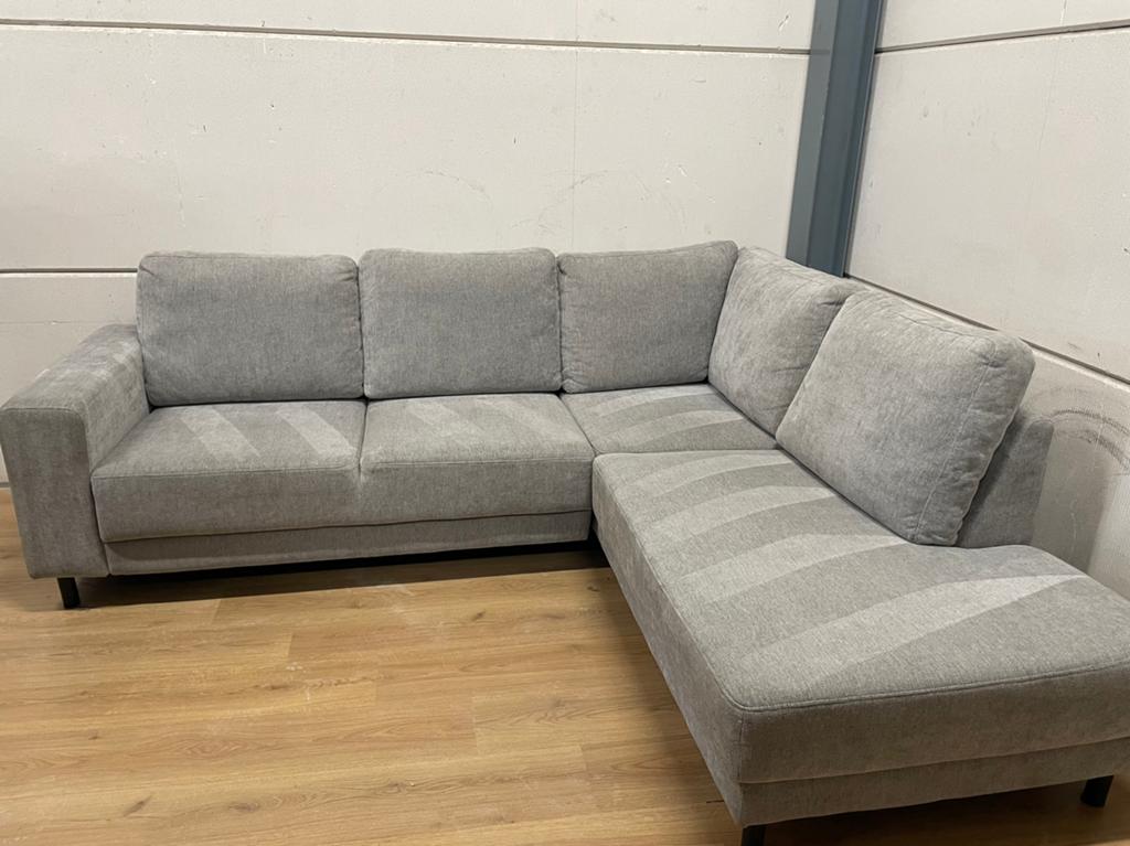Mooie luxe suede grijze hoekbank - GEREINIGD!!!