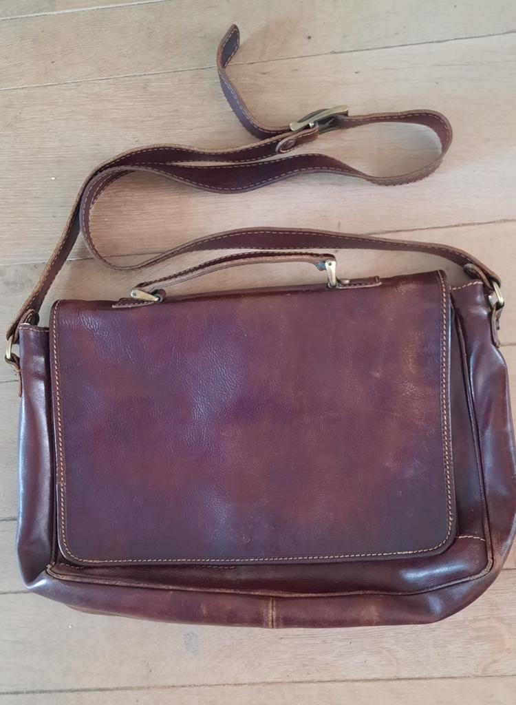 Vintage boekentas, echt leder,  jaren '90, Sieraden, Tassen en Uiterlijk, Tassen | Schooltassen, Ophalen of Verzenden, Bruin, Aktetas of Boekentas