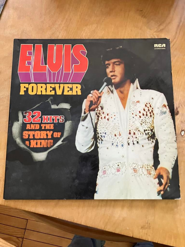 Elvis Forever - 32 Hits And The Story Of A King LP, Gebruikt, Ophalen of Verzenden, 1970 - 1979, Complilatie