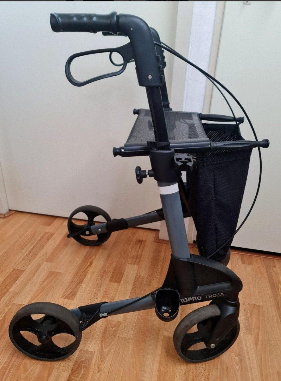 Rollator Topro Troja Classic lichtgewicht maat M, compleet, Diversen, Ophalen, Lichtgewicht, Gebruikt