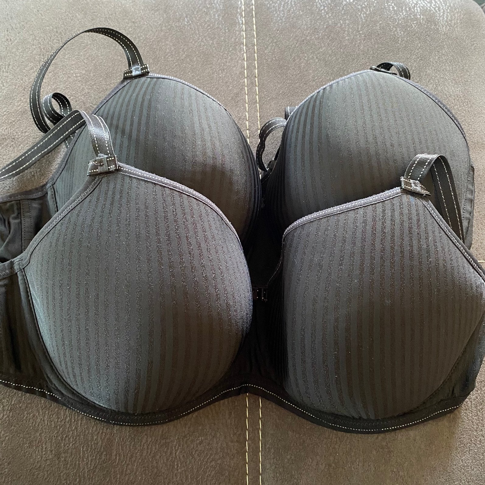 2 ZWARTE FREYA IDOL BH’s MET BEUGELS 85 D, Kleding | Dames, Ondergoed en Lingerie, Ophalen of Verzenden, Zwart, BH