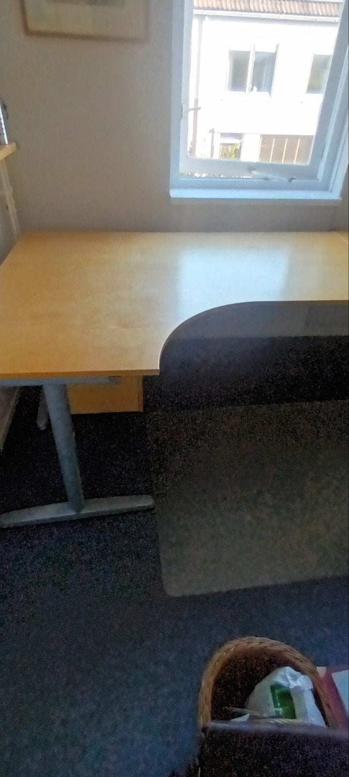 Gratis IKEA Galant Hoekbureau met ladeblok op wielen, Ophalen, Gebruikt