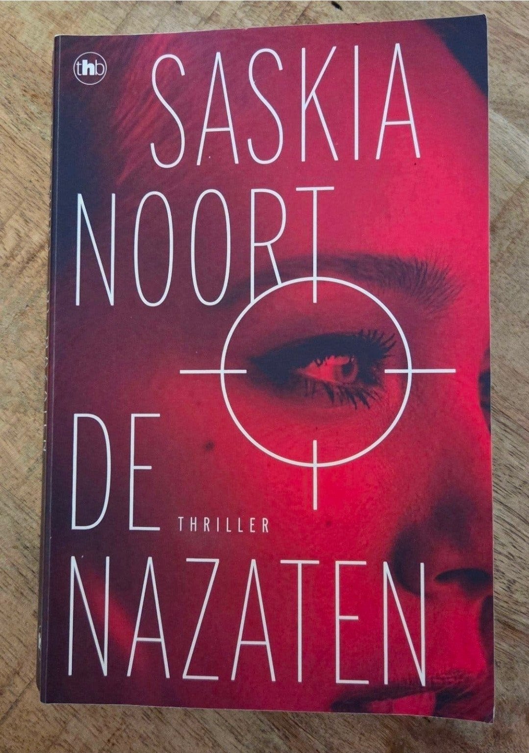 Saskia Noort - De nazaten, Ophalen of Verzenden, Gelezen, Saskia Noort