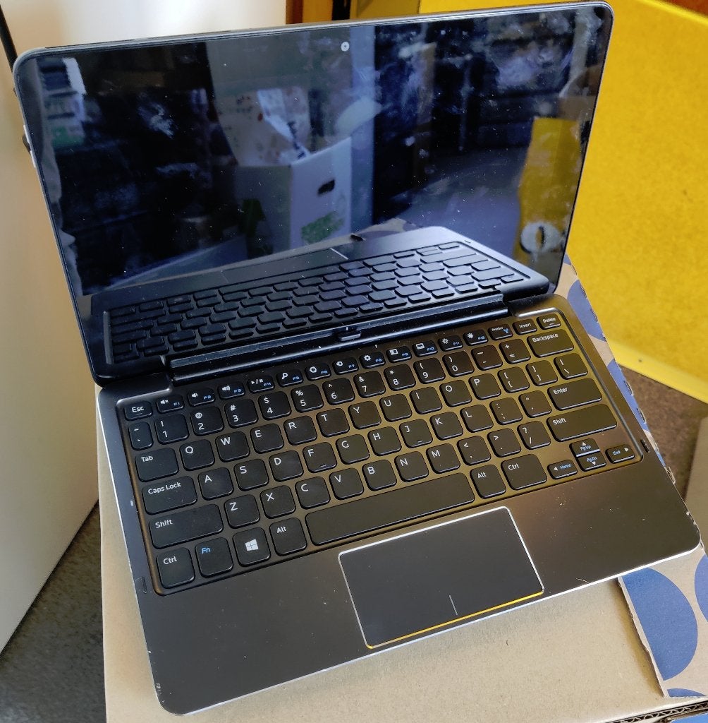 Dell Venue Pro 11 met mobile tablet keyboard | 28-10, Computers en Software, 11 inch, Ophalen of Verzenden, Dell, Wi-Fi en Mobiel internet