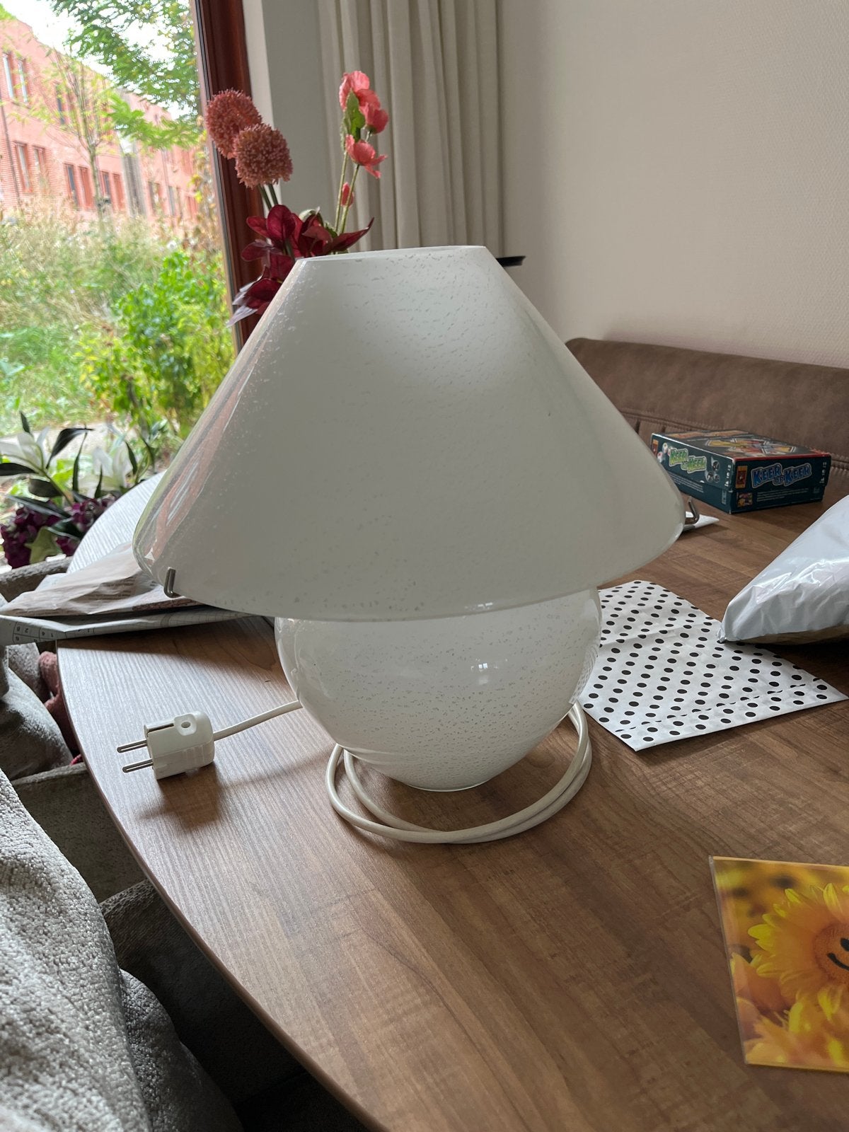 Witte paddenstoellamp/schemerlamp van glas, Ophalen, Met schakelaar, Gebruikt, Paddenstoellamp