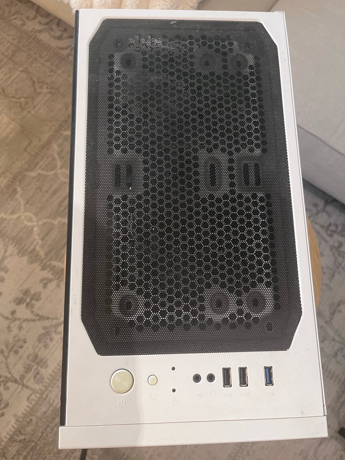 Foto 2 van Gaming PC met i3 10100, 1060 6gb en 16 gb ddr4