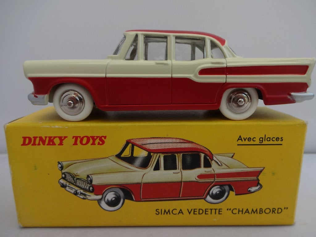 Simca Chambord Creme/rood nr: 24K van Dinky Toys 1:43, Hobby en Vrije tijd, Ophalen of Verzenden, Nieuw, Auto, Dinky Toys