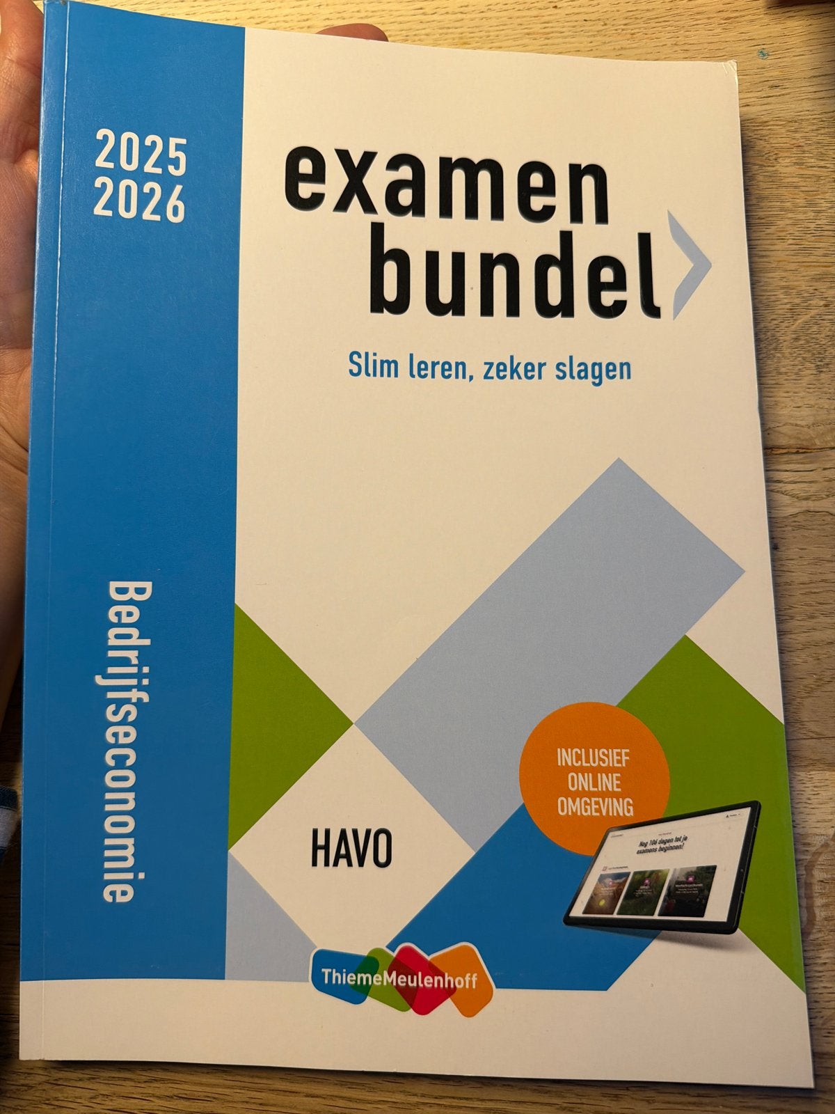 Examenbundel Bedrijfseconomie HAVO 2025-2026, Boeken, Ophalen of Verzenden, Zo goed als nieuw, HAVO, Bedrijfseconomie of M&O