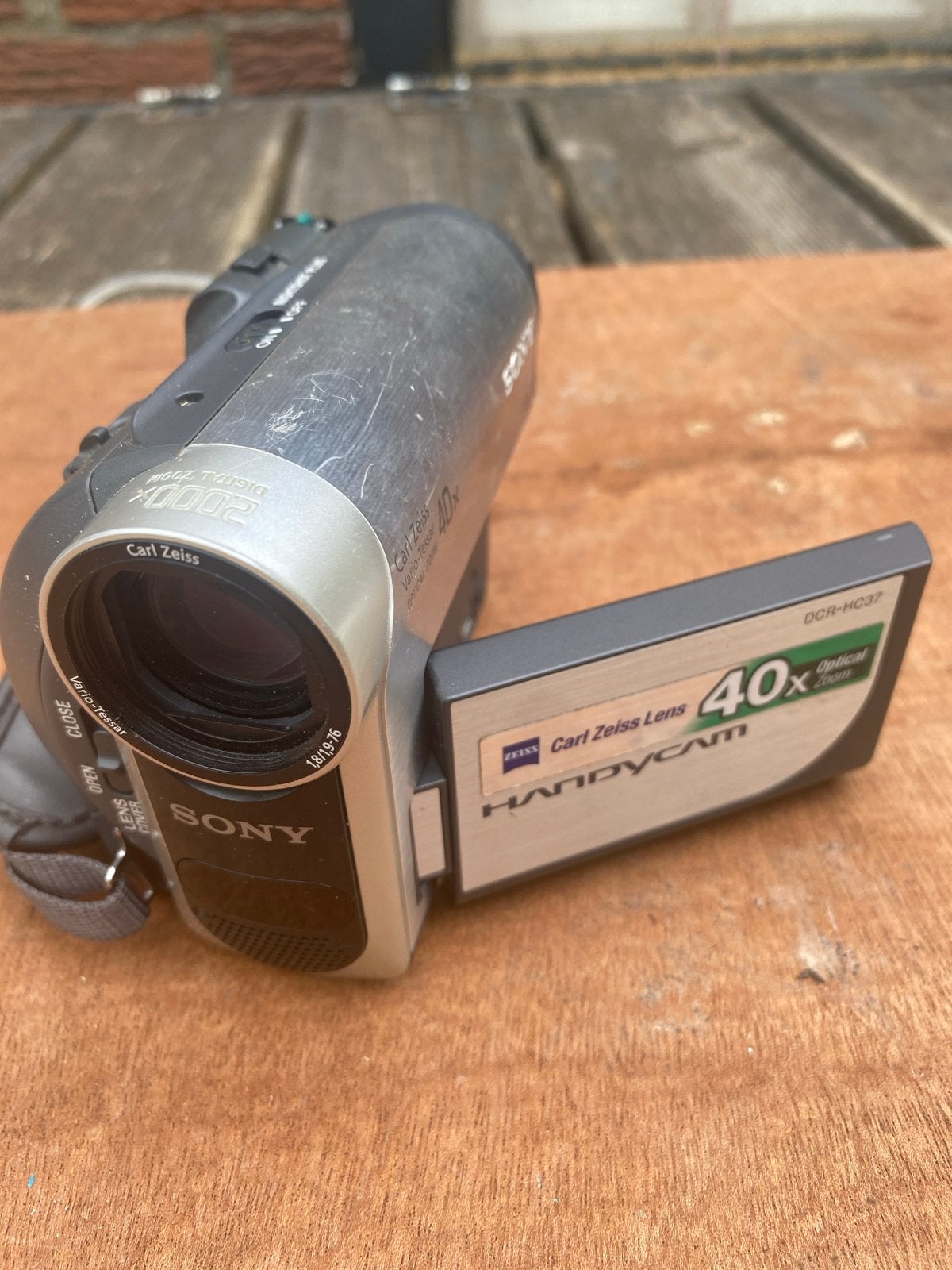 Sony DCR-HC37 Mini DV Handycam met 40x optische zoom, Mini dv, Gebruikt, 20x of meer, Ophalen of Verzenden