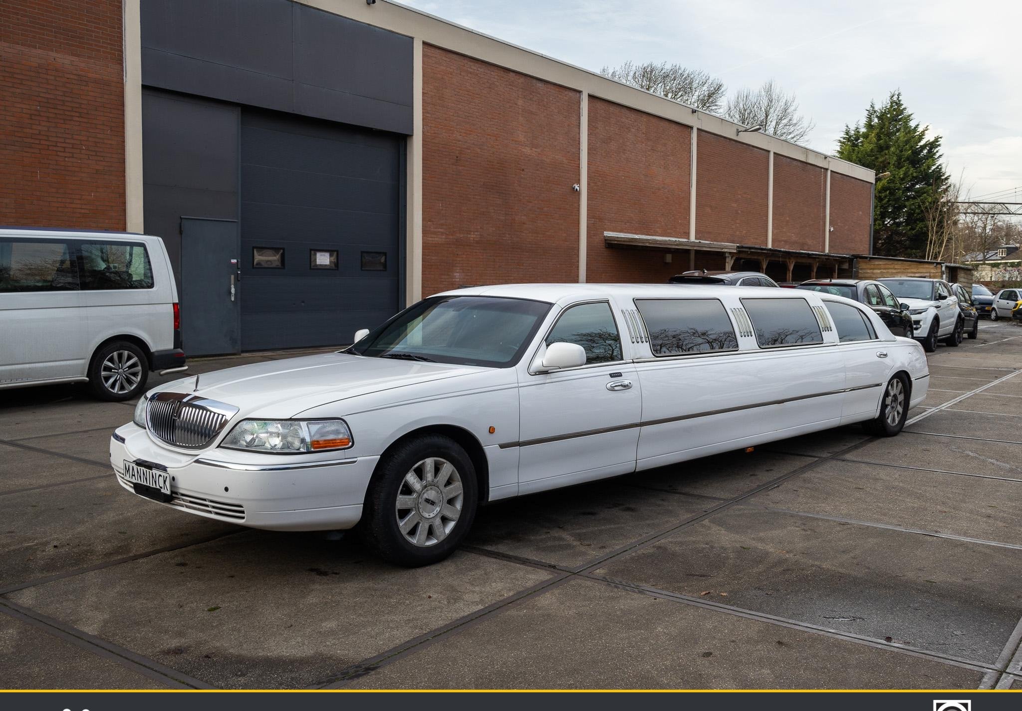 Ford Lincoln town car Limousine|8-persoons|, Auto's, Stof, Gebruikt, 8 cilinders, Met garantie (alle)