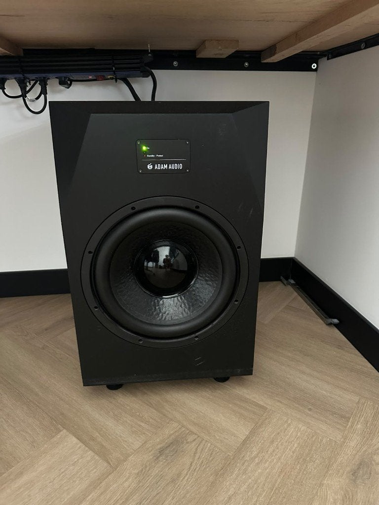 ADAM Audio Sub12 actieve studio subwoofer 12 inch, Subwoofer, Zo goed als nieuw, Ophalen, 150 watt of meer