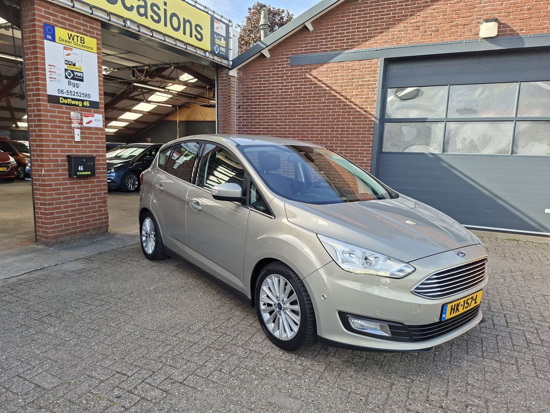 Ford C-Max 1.0 Titanium, Trekhaak Dealer o.h., 2e Eig, Navi,, Auto's, Voorwielaandrijving, Dealer onderhouden, Gebruikt, Origineel Nederlands