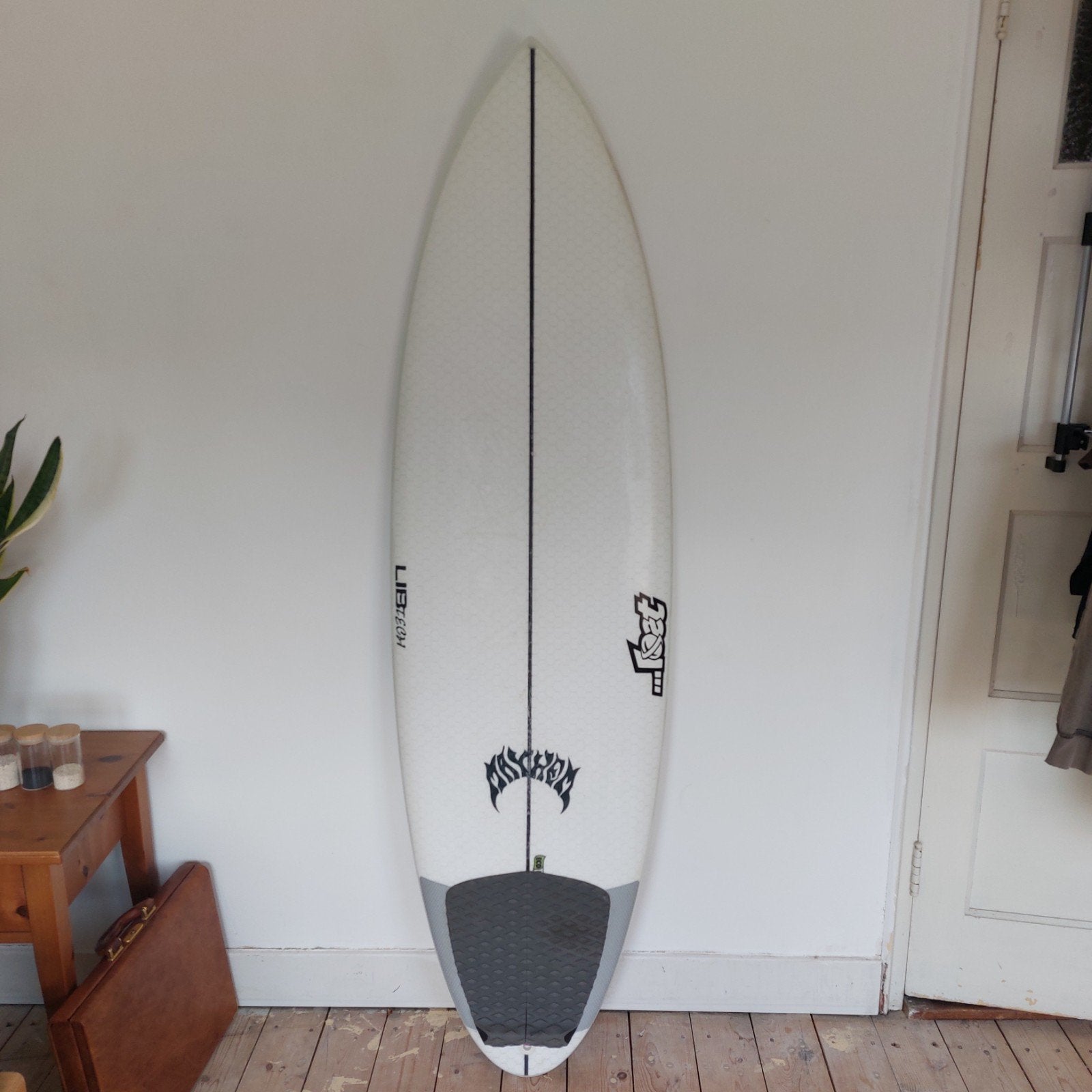Lib Tech Quiver Killer 5 10 met FCS vinnen, Ophalen, Gebruikt, Shortboard, Met vinnen