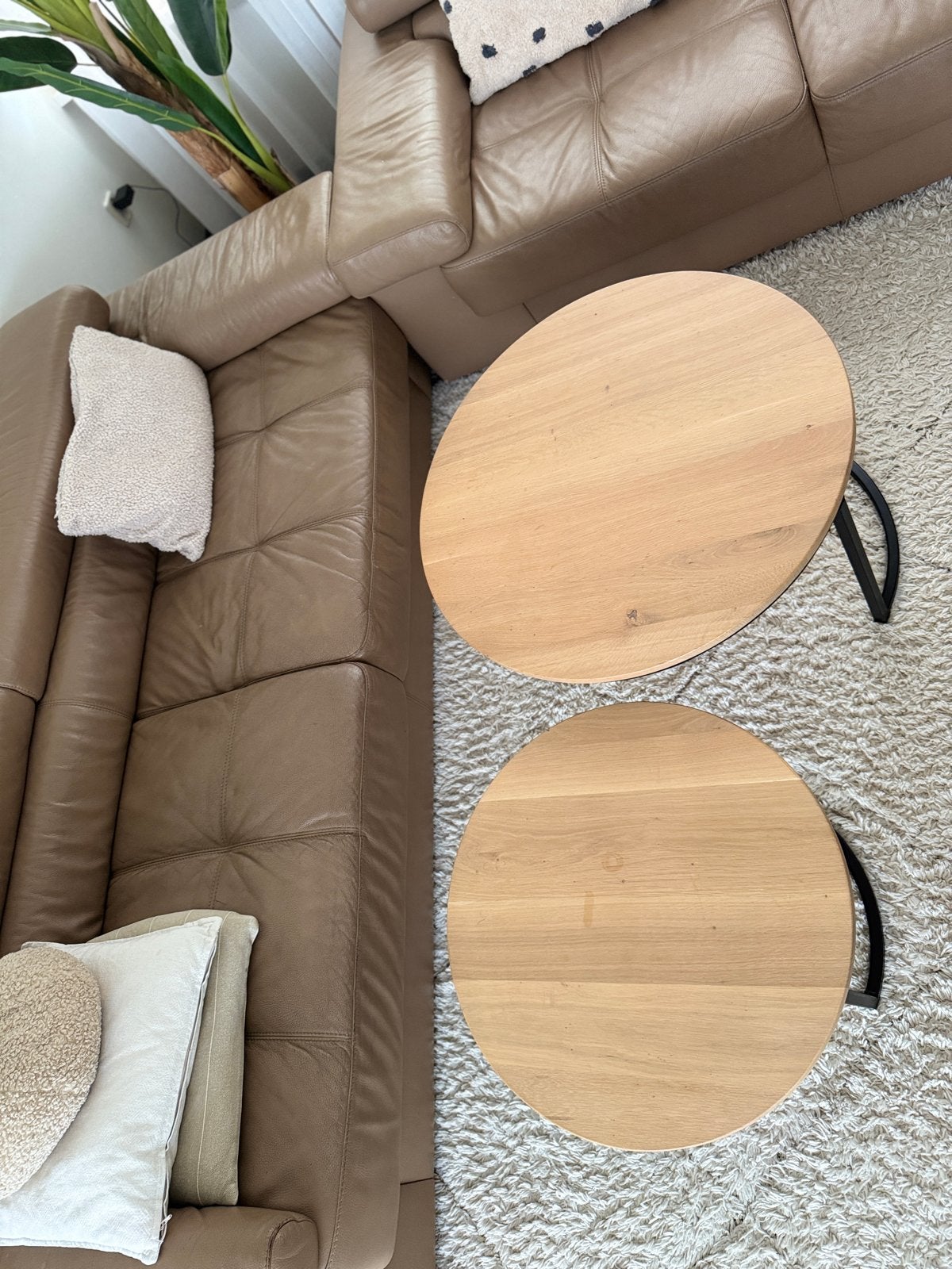 Set van 2 ronde salontafels - Eikenhout en Metaal, Huis en Inrichting, 50 – 75, Gebruikt, Eikenhout, Rond