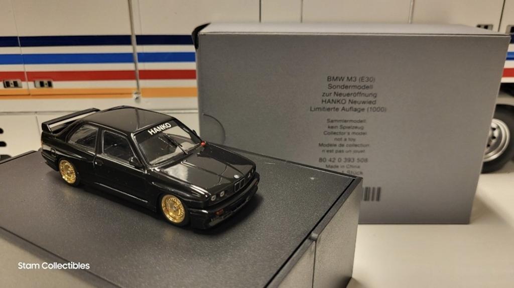 Minichamps BMW E30 M3 Hanko Black Dealer Edition, Hobby en Vrije tijd, Modelauto's | 1:43, Auto, Ophalen of Verzenden, Zo goed als nieuw
