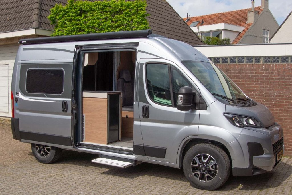 Zeer jonge Pössl Roadcamp R 2026 met Premium, Caravans en Kamperen, Pössl, Verwarmde buitenspiegels, Bedrijf, Tot en met 3