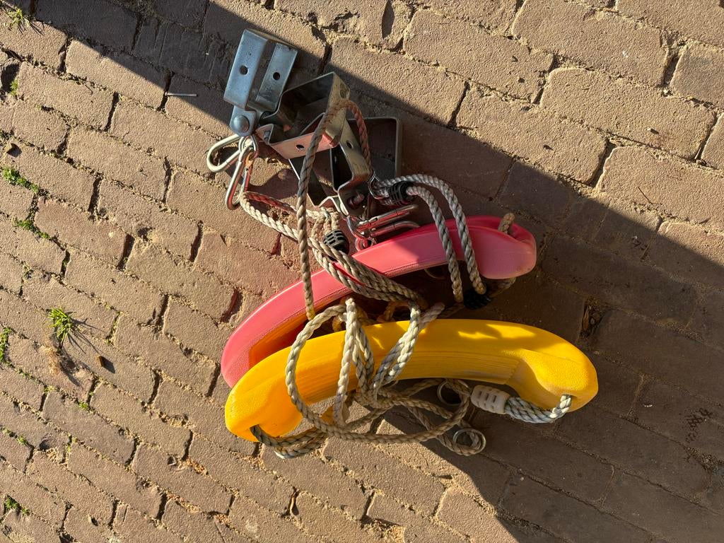 Schommels (2 stuks) inclusief ophangbeugels, Ophalen, Gebruikt, Schommel